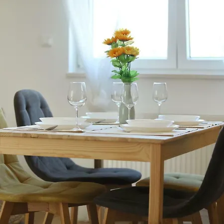 Ivanov Apartman Zára